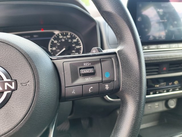 2023 Nissan Rogue SV photo 18