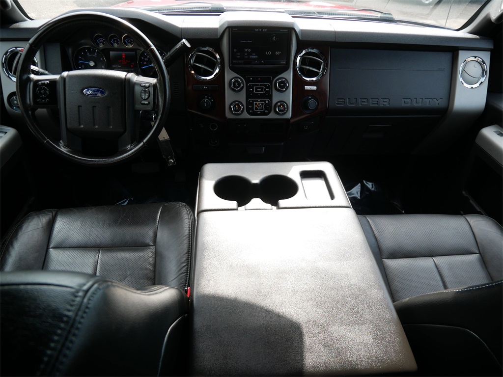2015 Ford F-250 Lariat photo 12