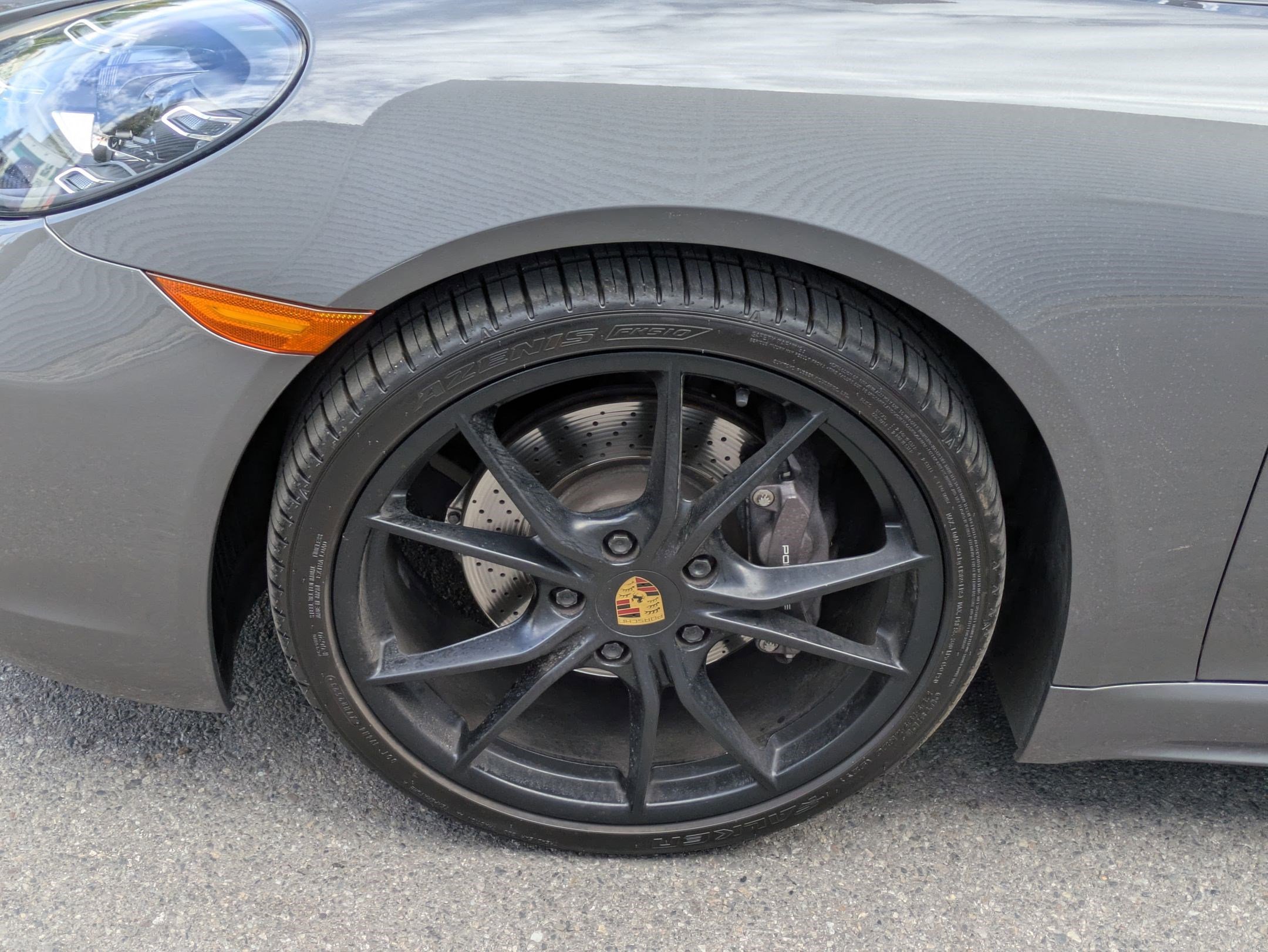 2019 Porsche Cayman T photo 11