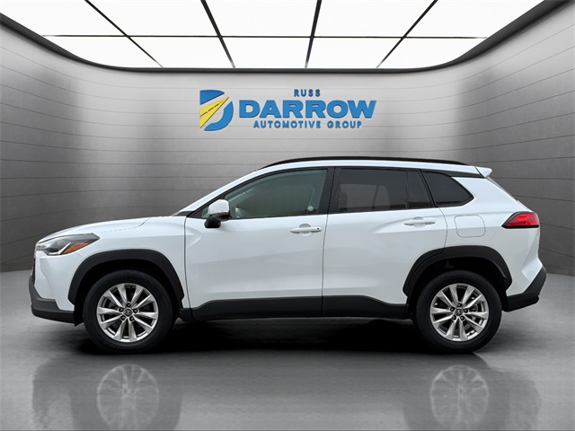 Used 2022 Toyota Corolla Cross LE with VIN 7MUCAAAG1NV012342 for sale in Kansas City