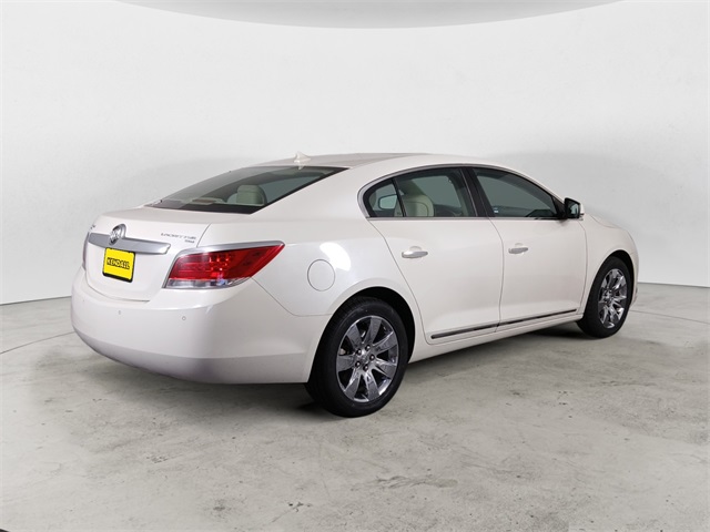 2010 Buick LaCrosse CXL photo 2
