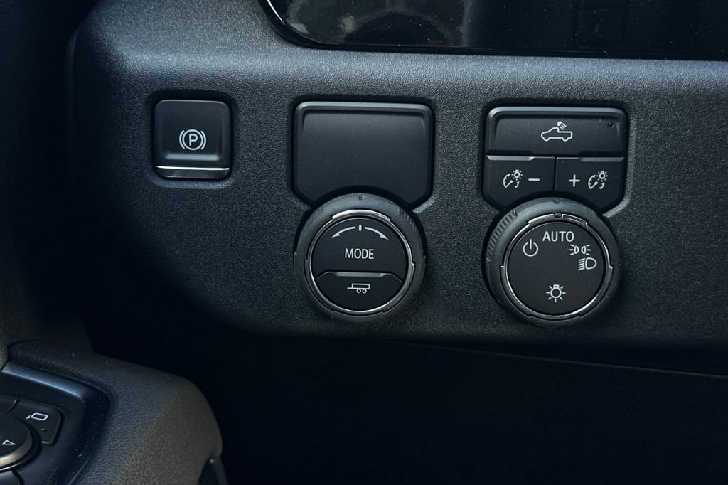2025 Chevrolet Silverado 1500 photo 29