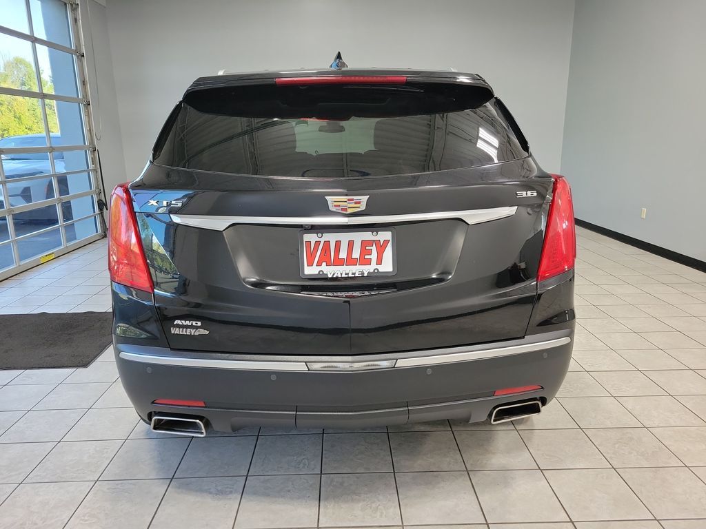 2017 Cadillac XT5 Luxury photo 4