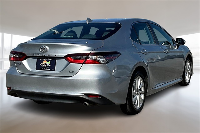 2023 Toyota Camry LE photo 2
