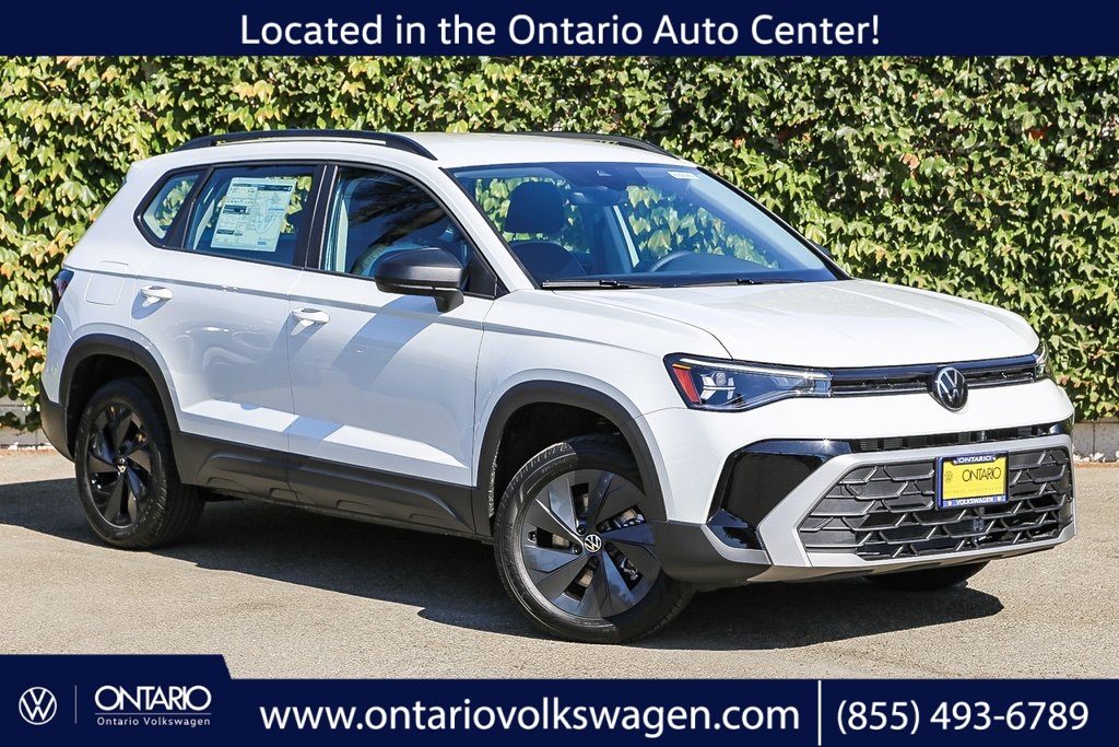 2025 Volkswagen Taos S's photo