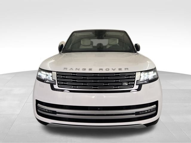 2025 Land Rover Range Rover Autobiography photo 2