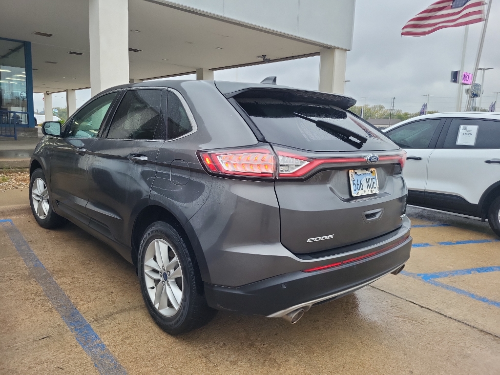 2015 Ford Edge SEL photo 3