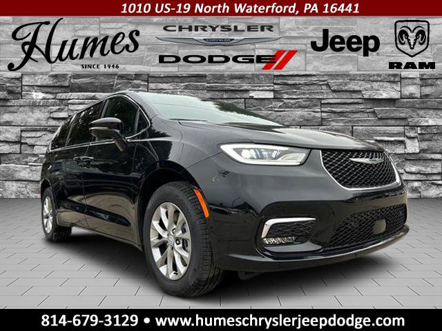 2026 Chrysler Pacifica Select's photo