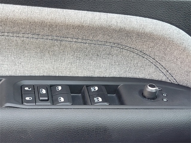 2024 Jeep Compass Latitude photo 23