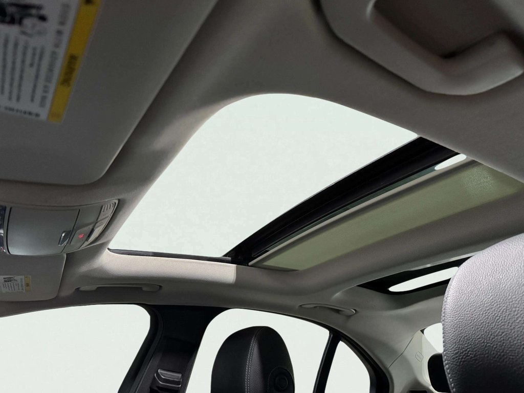2015 Mercedes Benz C 300 4MATIC photo 20
