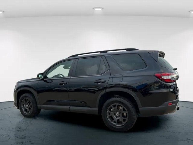 2025 Honda Pilot TrailSport photo 6