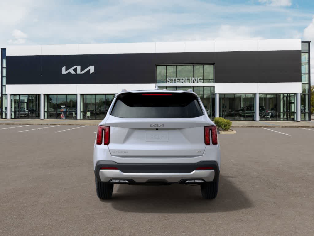 2025 Kia Sorento S photo 6
