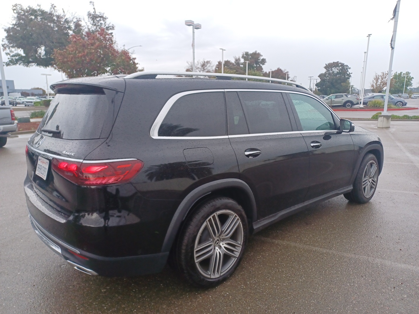 2024 Mercedes Benz GLS 450 4MATIC photo 4