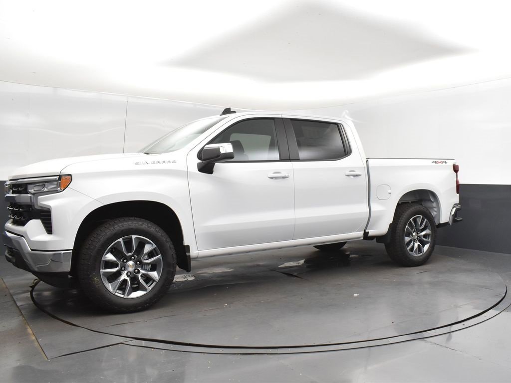 2026 Chevrolet Silverado 1500 LT photo 2