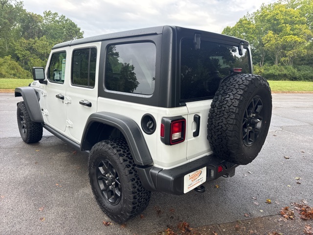 2024 Jeep Wrangler Willys photo 5