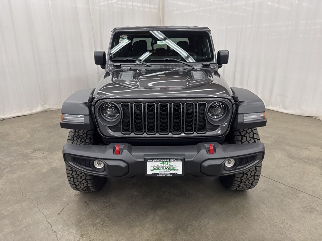 2025 Jeep Gladiator Rubicon photo 2