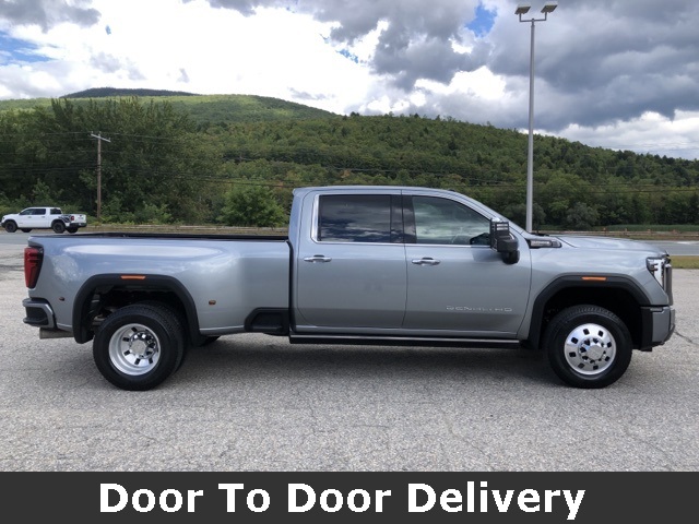 2024 Gmc Sierra 3500 HD Denali Ultimate photo 2