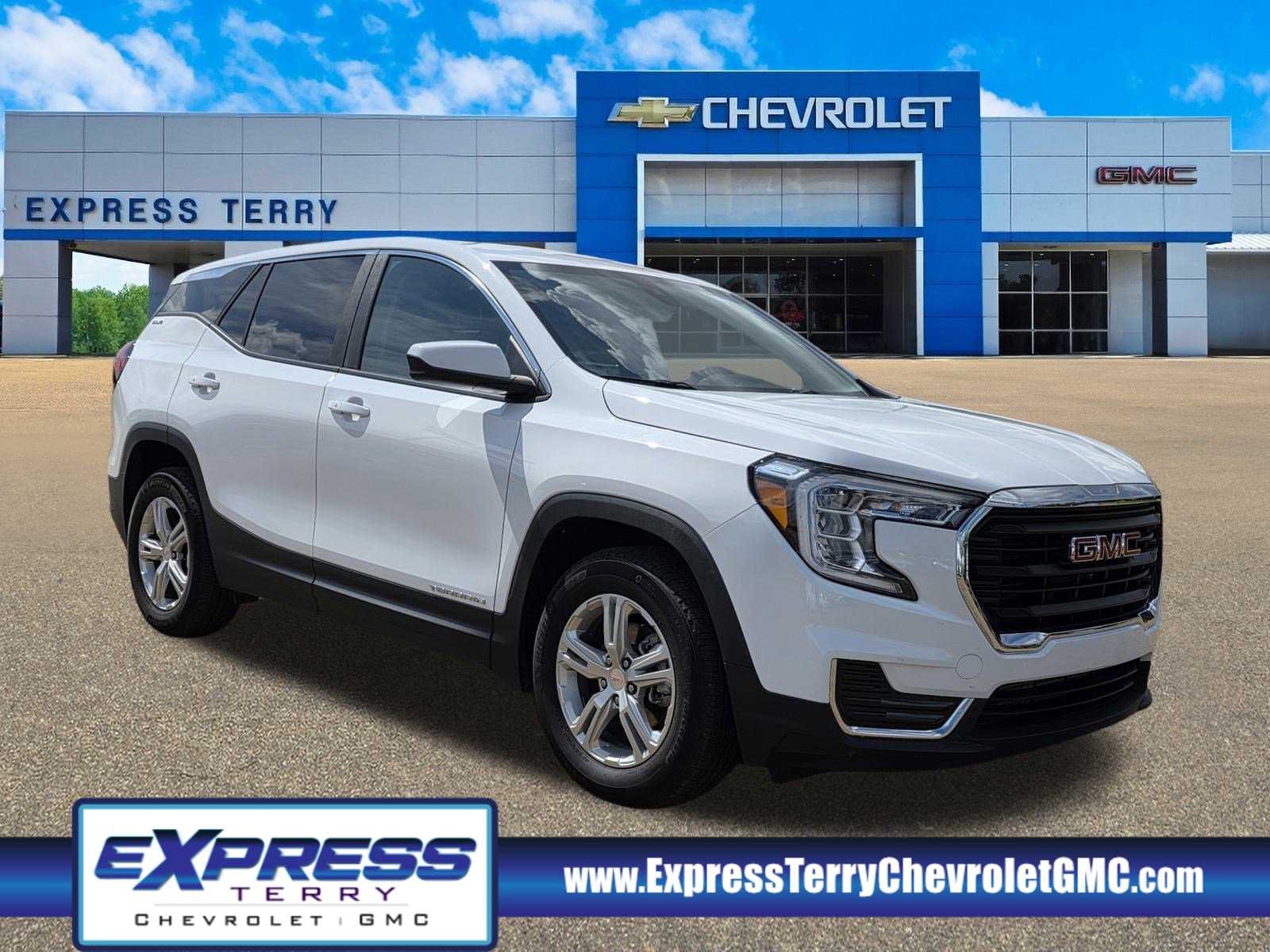 2024 GMC Terrain SLE's photo