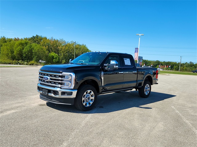 2025 Ford F-250 Lariat photo 3