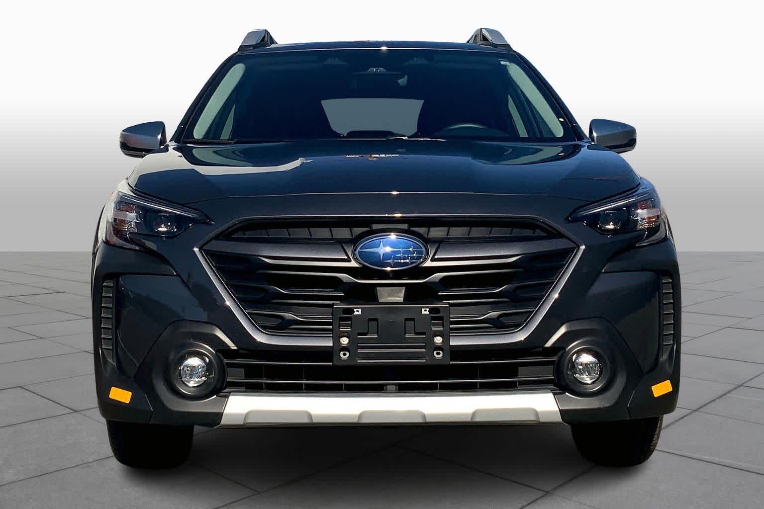 2024 Subaru Outback Touring photo 3