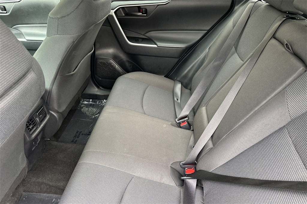 2024 Toyota RAV4 LE photo 10