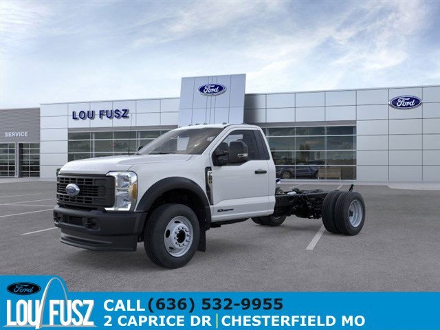 2025 Ford F-600 Super Duty Chassis Cab XL's photo
