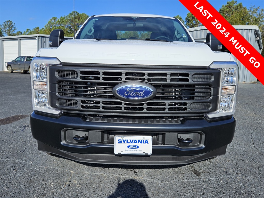 2024 Ford F-350 XL photo 2