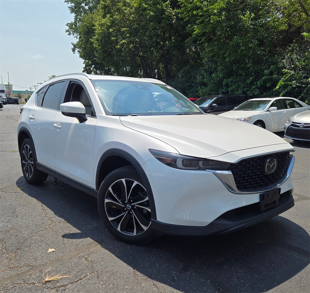 2022 Mazda CX-5 S Premium Plus package's photo