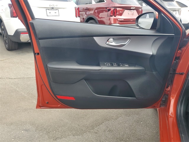 2023 Kia Forte LXS photo 13
