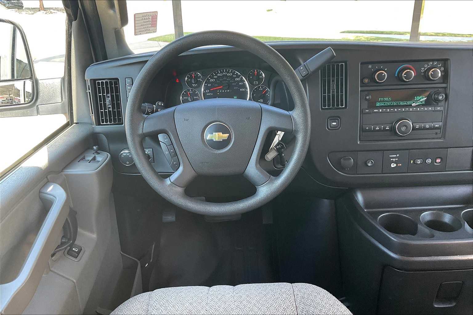 2023 Chevrolet Express LS photo 5
