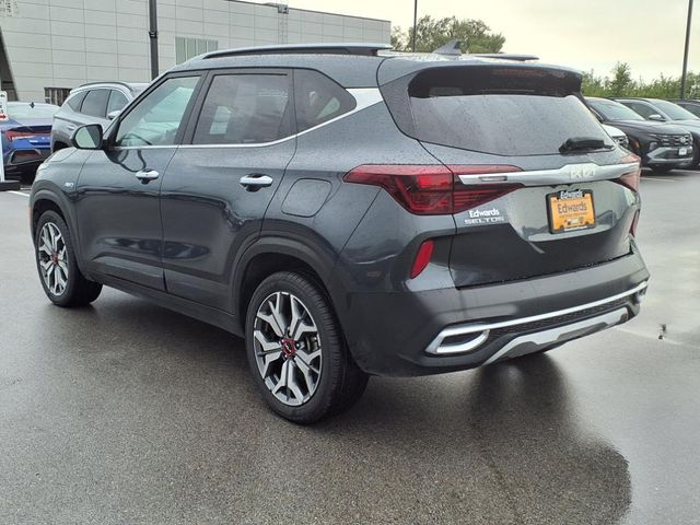 2023 Kia Seltos SX photo 2