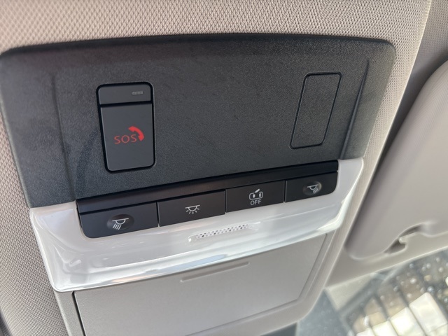 2024 Nissan Rogue SV photo 14