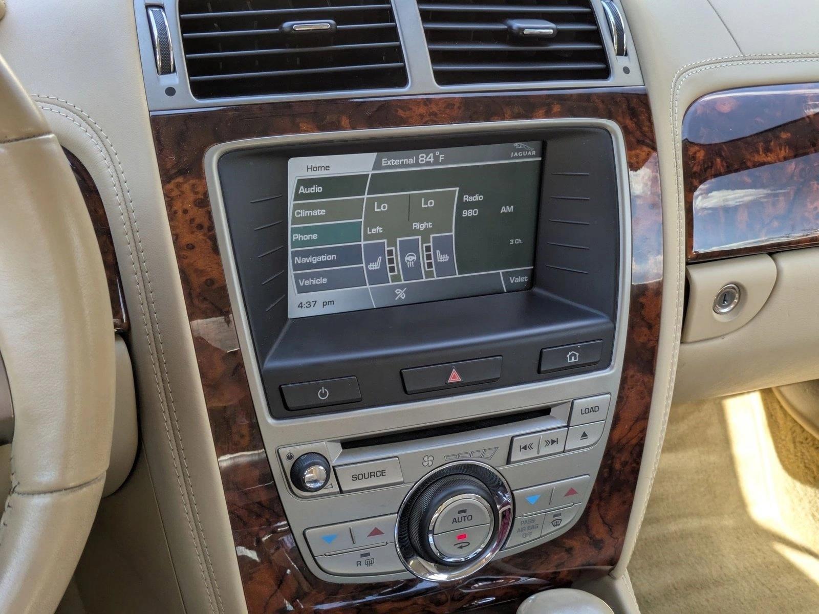 2009 Jaguar XK Base photo 14