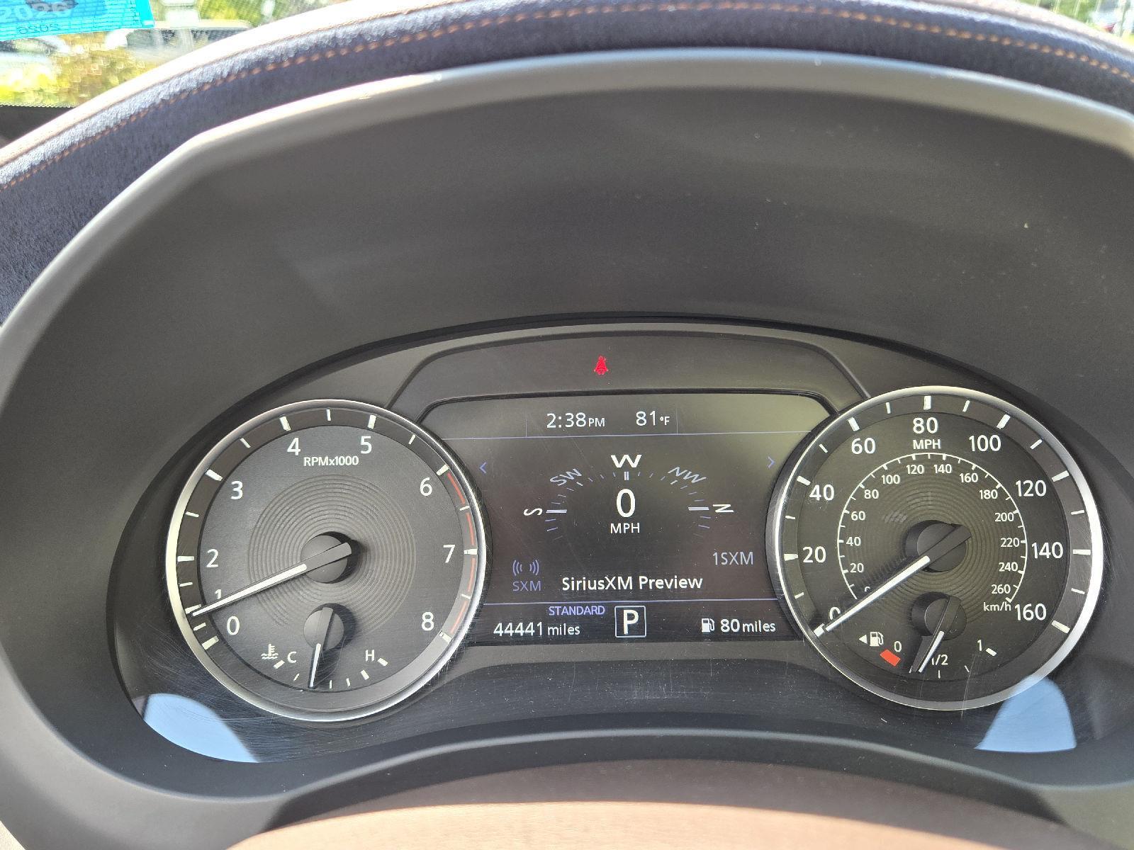 2019 Infiniti QX50 Essential photo 21