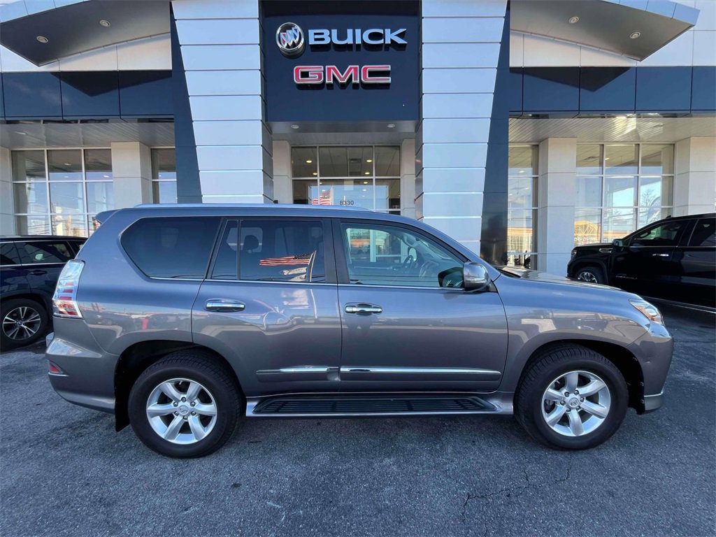 2015 Lexus GX 460 photo 2