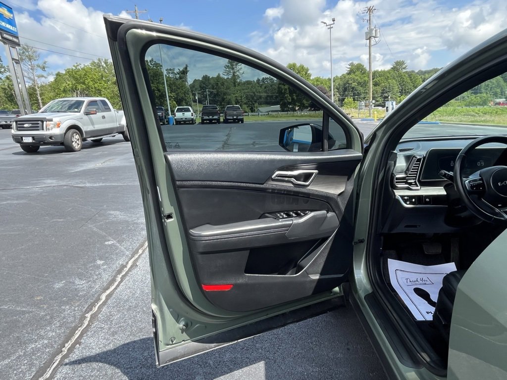 2024 Kia Sportage X-Line photo 11