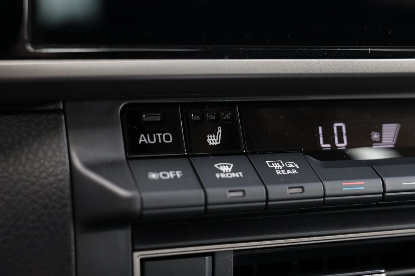 2026 Toyota Camry XLE photo 2