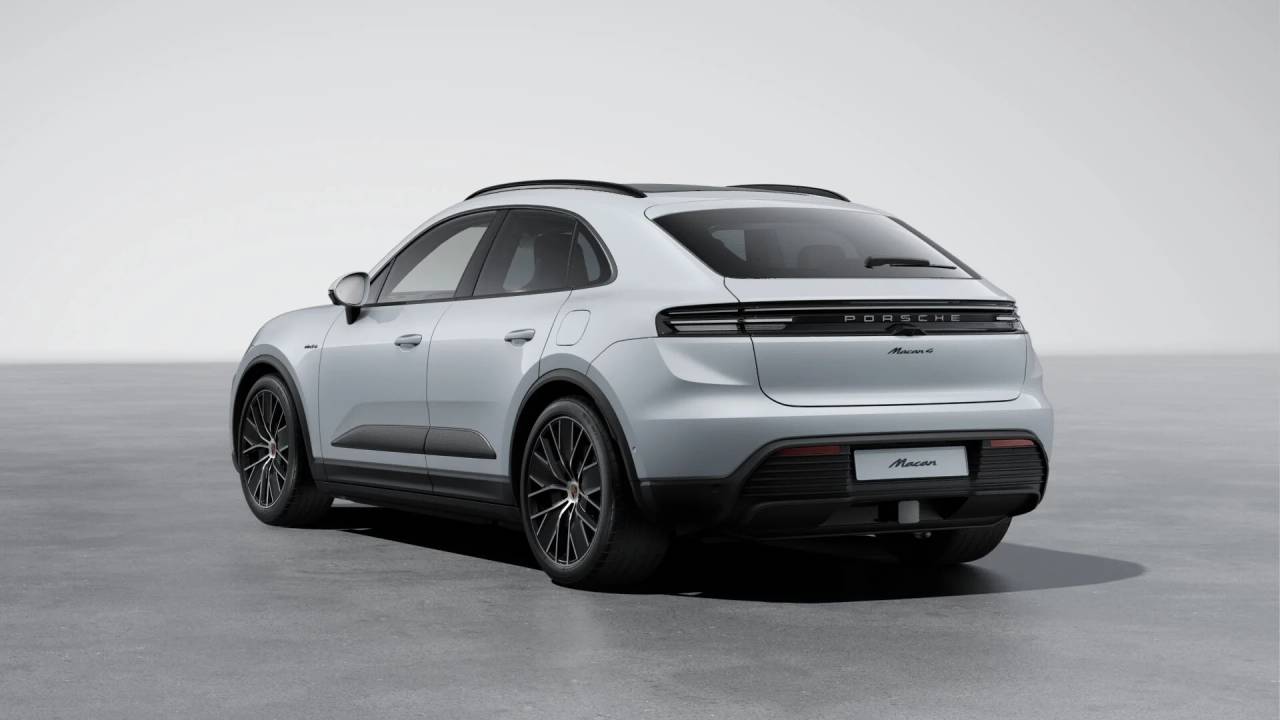 2026 Porsche Macan 4 Electric photo 2