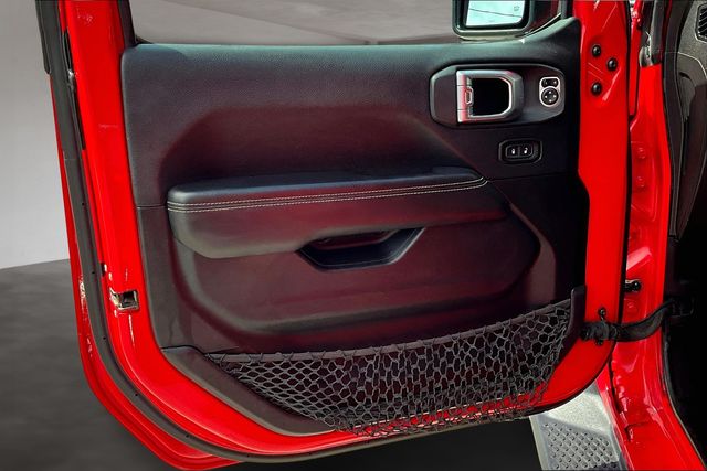2020 Jeep Wrangler Unlimited Sahara photo 24