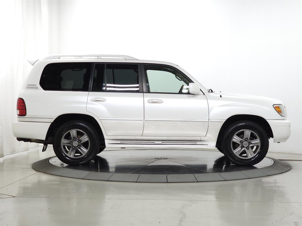 2006 Lexus LX 470 photo 8