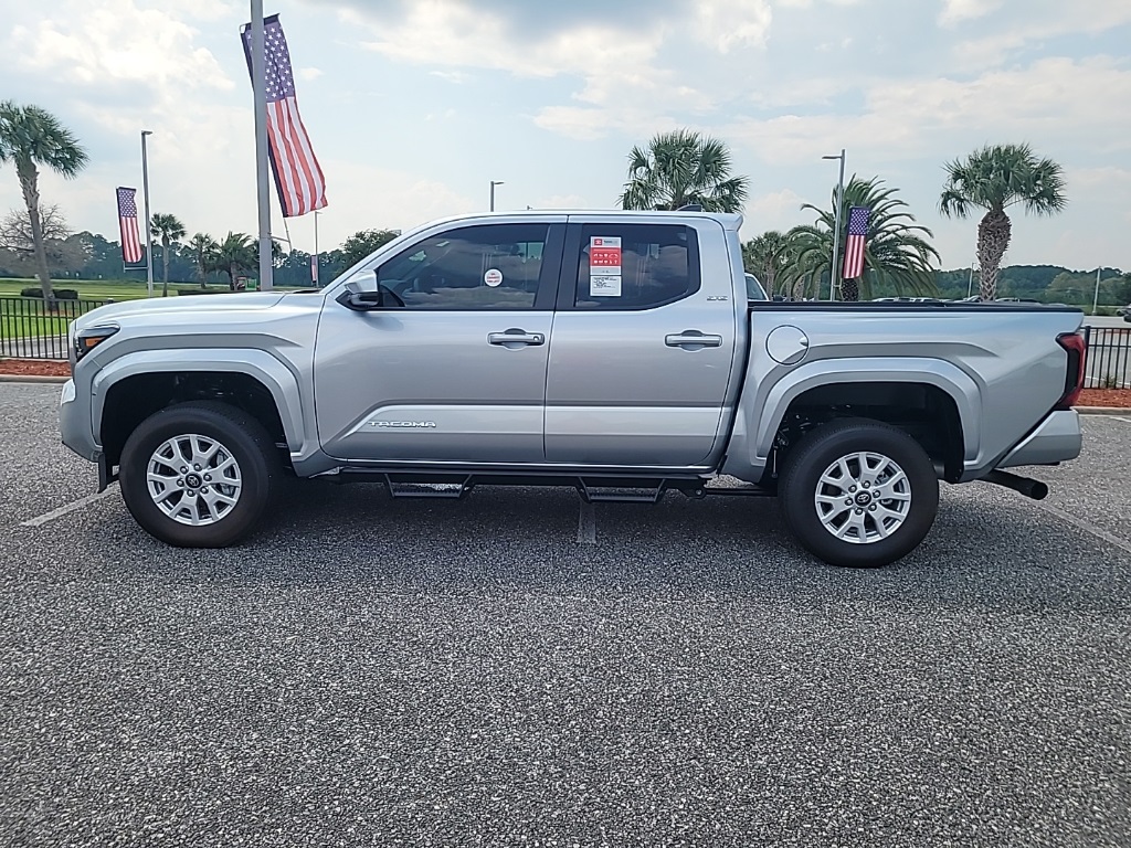 2024 Toyota Tacoma Limited photo 2