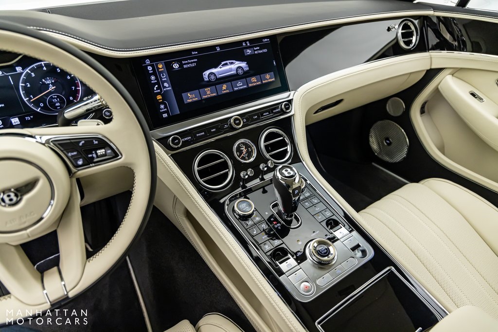 2024 Bentley Continental GT V8 photo 18