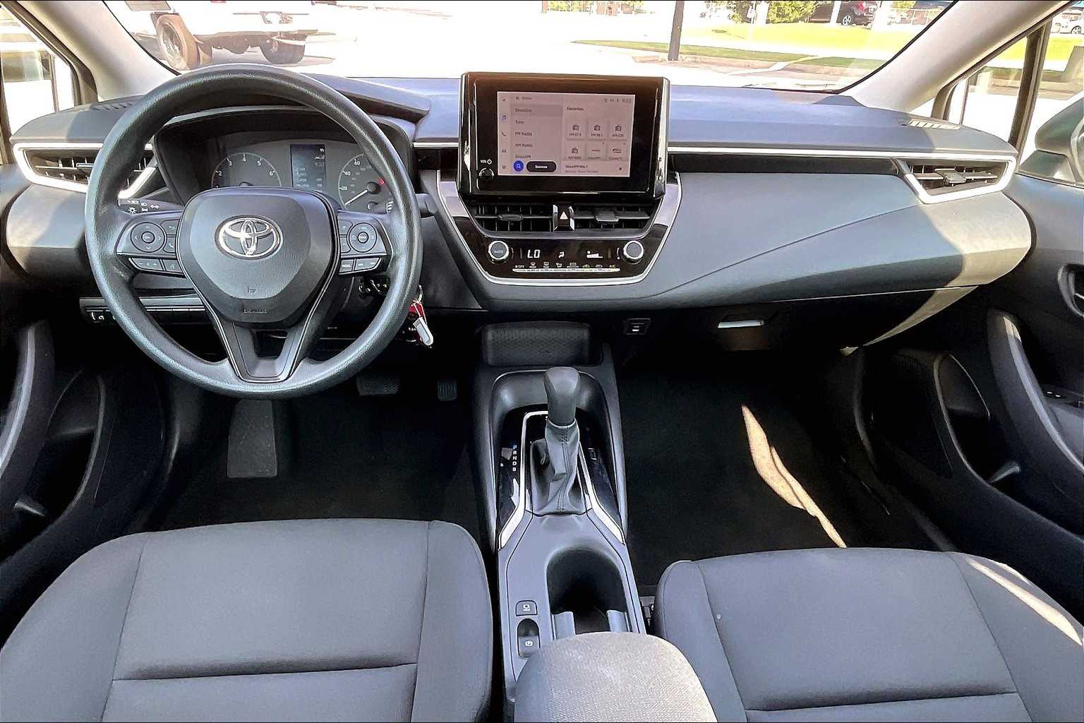 2024 Toyota Corolla LE photo 14