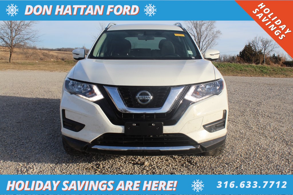 Used 2018 Nissan Rogue SV with VIN 5N1AT2MV6JC786699 for sale in Augusta, KS