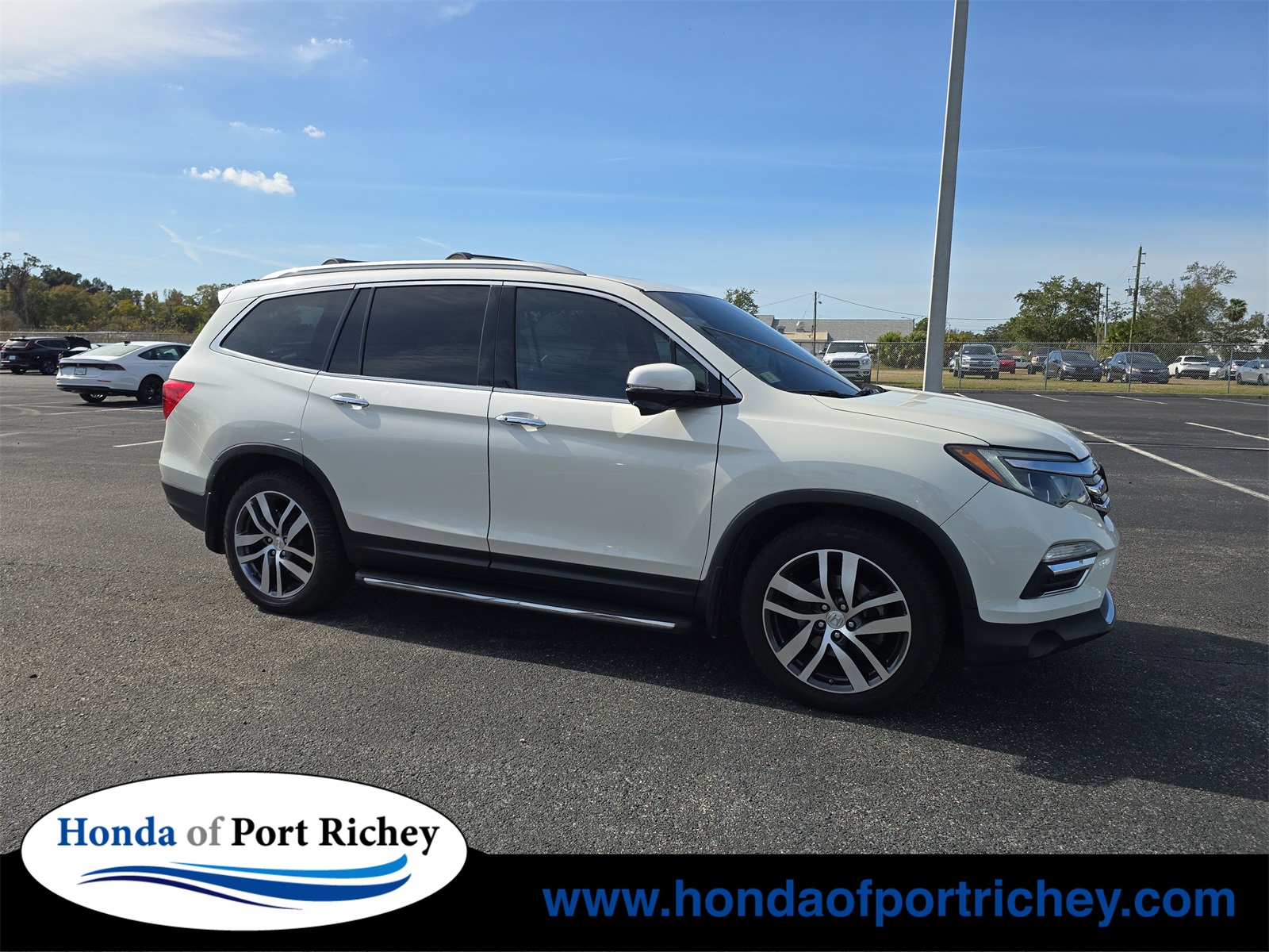 2016 Honda Pilot Touring's photo