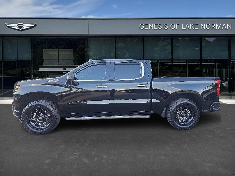 2019 Chevrolet Silverado 1500 High Country photo 2