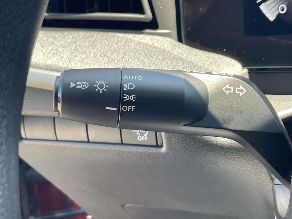 2026 Nissan Kicks SV photo 19