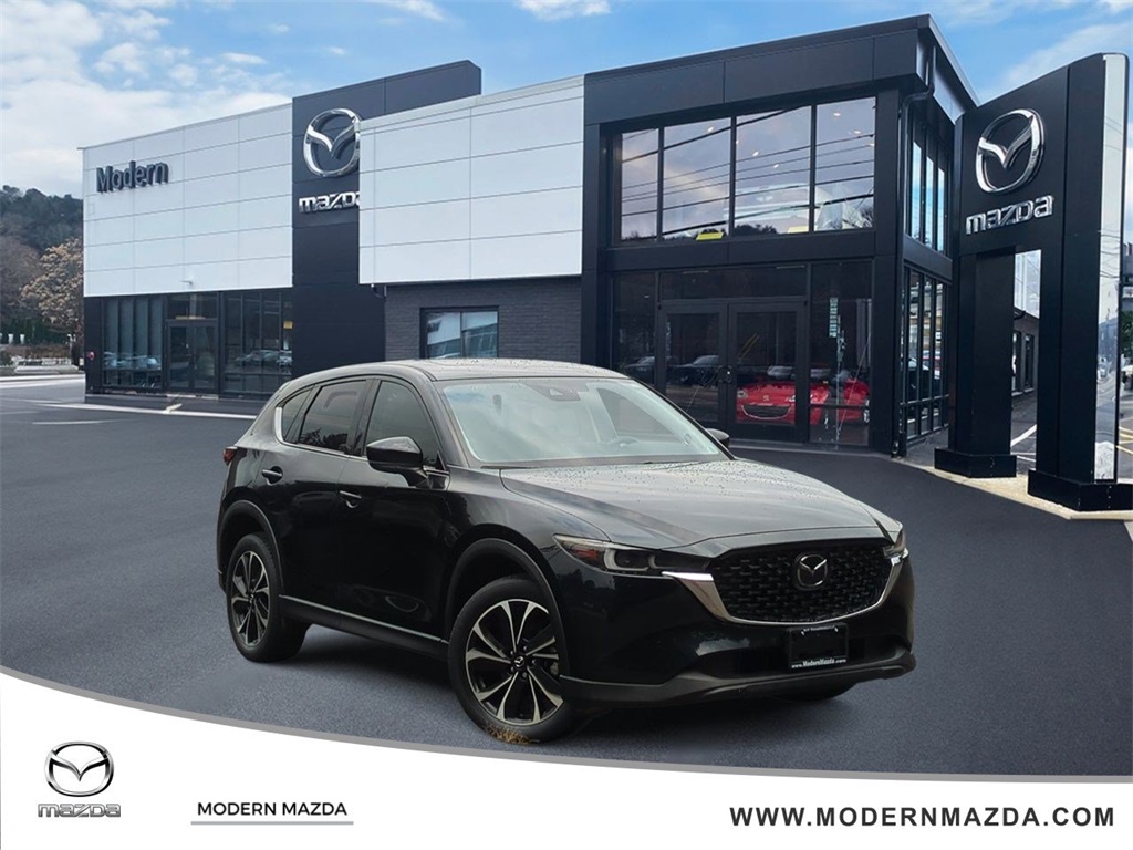 2022 Mazda CX-5 S Premium package