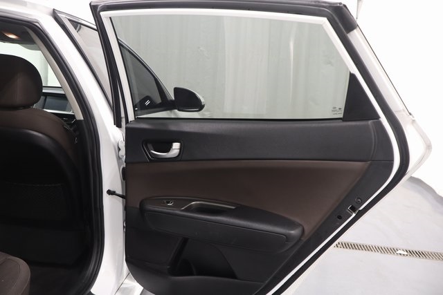 2020 Kia Optima LX photo 15