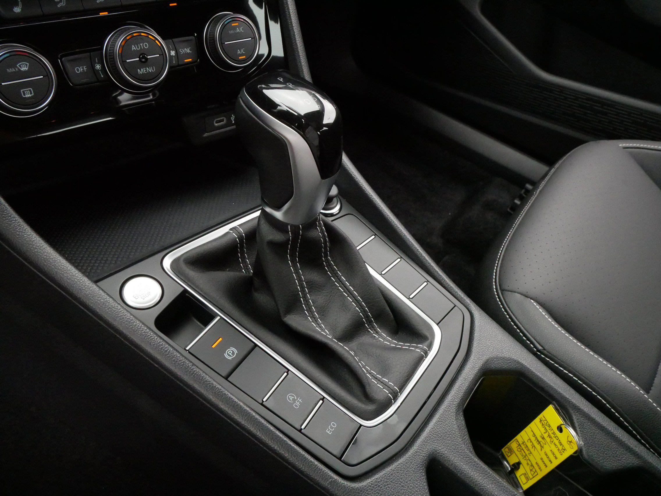 2024 Volkswagen Jetta SE photo 22